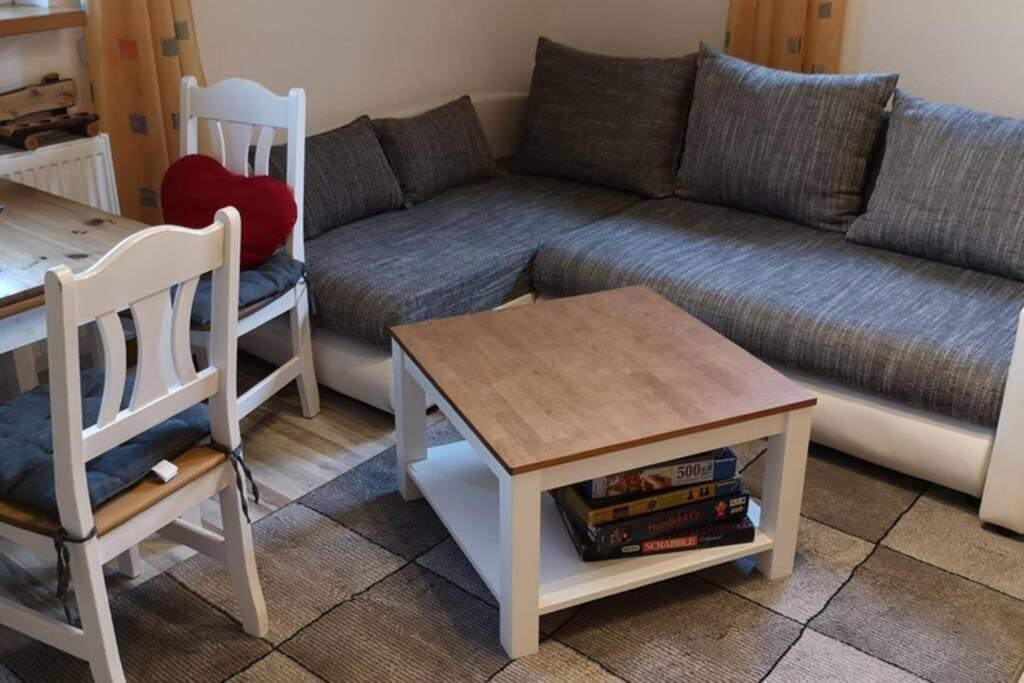 Lachen Ruhige Ferienwohnung Inklusive Garten Souterrain - Neu Renoviert מראה חיצוני תמונה